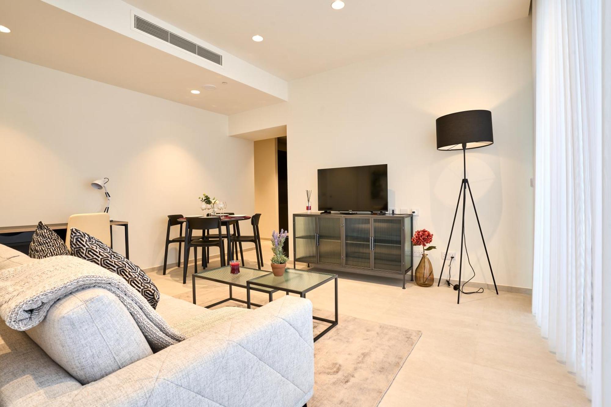 Luxury With Panoramic Sea Views In Mercury Towers * St. Julian's
